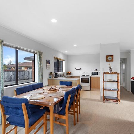 Riviera Casa - Mount Maunganui Holiday Home Kültér fotó